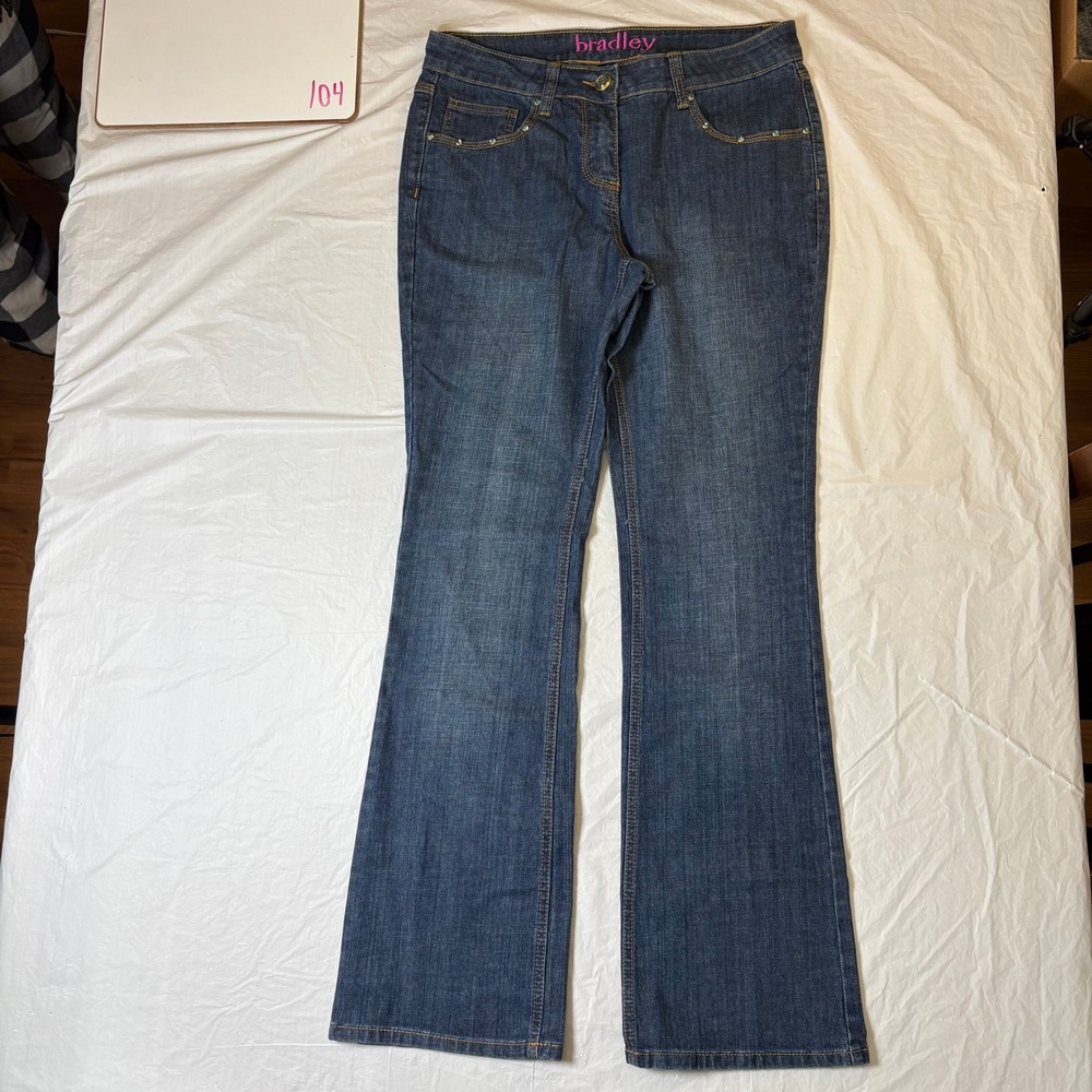 Bradley Bootcut‎ Jeans Women Size 8 Dark Wash Embellished Button Medium Wash